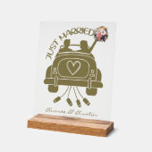 たった今結婚しましたブライダルブーケビンテージカー アクリルサイン (傾斜)