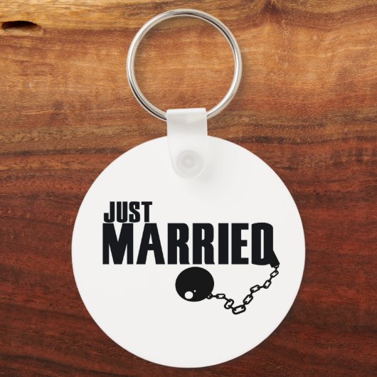 たった今結婚しましたボール及びチェーン キーホルダー (正面)