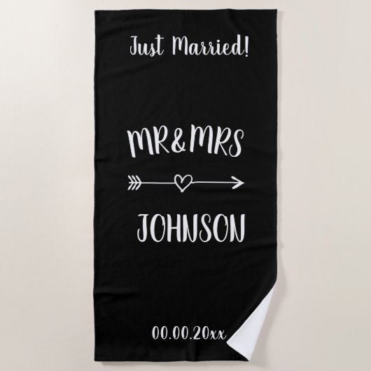 たった今結婚しましたミスター・ミセス・ビーチ・タオル結婚 ビーチタオル (正面)