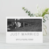 たった今結婚しましたミニマル結婚主義写真の発表 招待状 (スタンド正面)