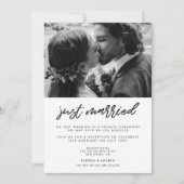 たった今結婚しましたモダンタイポグラフィ写真の発表 招待状 (正面)