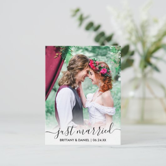 たった今結婚しましたモダントレンディースクリプトオーバーレイ ポストカード (スタンド正面)