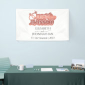 たった今結婚しましたモダンバラゴールドフォイルハートカップル 横断幕 (トレードショー)