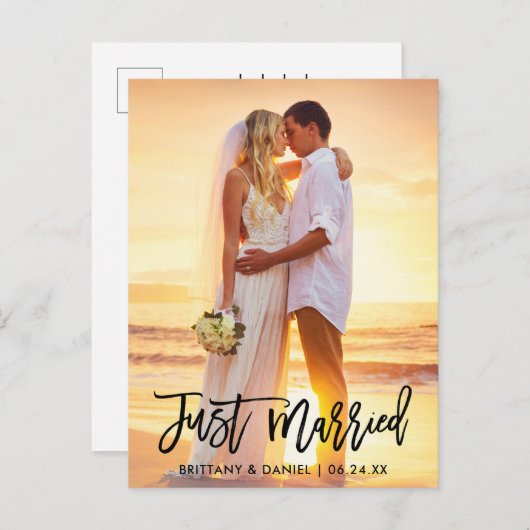 たった今結婚しましたモダンブラシスクリプトの写真 ポストカード (正面/裏面)