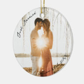 たった今結婚しましたモダンミニマリスト結婚カップル セラミックオーナメント (左)