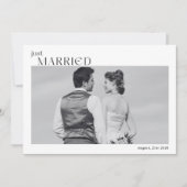 たった今結婚しましたモダン白黒の写真 案内状 (正面)