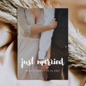 たった今結婚しましたモダン結婚タイポグラフィの写真カード 案内状