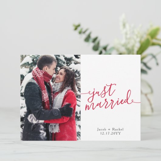 たった今結婚しましたレッドスクリプト写結婚真クリスマス 案内状 (スタンド正面)