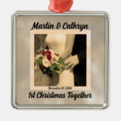 たった今結婚しました名と年1のクリスマス メタルオーナメント (正面)