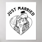 たった今結婚しました新郎新婦スケルトンカップルのハロウィーン ポスター (正面)