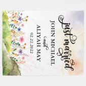 たった今結婚しました毛布（水彩ワイルドフラワー付） フリースブランケット (正面(横))