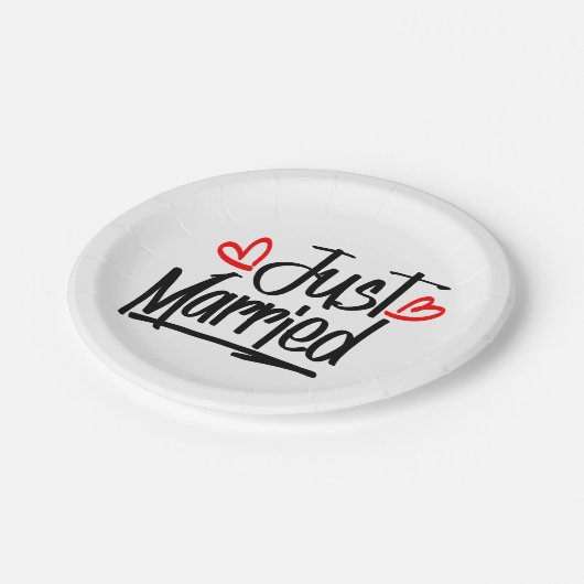 たった今結婚しました白黒結婚発表 ペーパープレート (アングル)