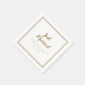 たった今結婚しました結婚のブラウンとホワイト素朴夫人の スタンダードカクテルナプキン (角)
