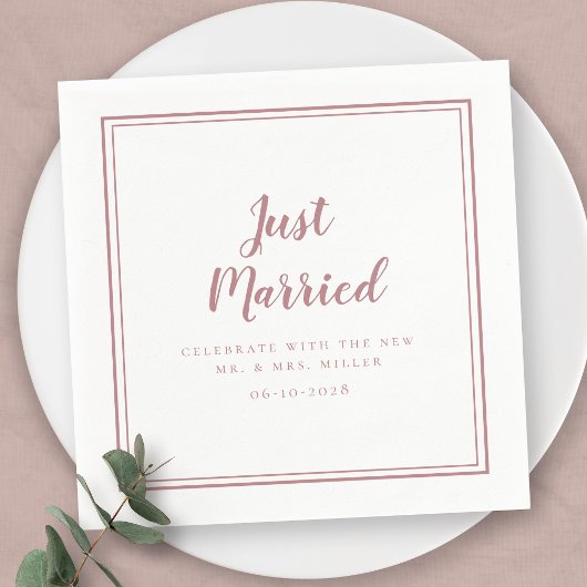 たった今結婚しました結婚のミスター・アンド・ミセス・ダスティモダン・バラ スタンダードカクテルナプキン