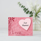 たった今結婚しました結婚のラブポストカード 案内ポストカード (スタンド正面)