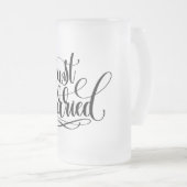 たった今結婚しました結婚の艶消しガラスビールマグ フロストグラスビールジョッキ (正面右)