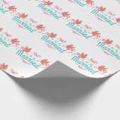 たった今結婚しました結婚ツーバーズギフトカラフルアイディア ラッピングペーパー (角)