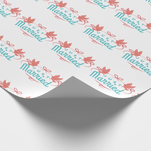 たった今結婚しました結婚ツーバーズギフトカラフルアイディア ラッピングペーパー (角)