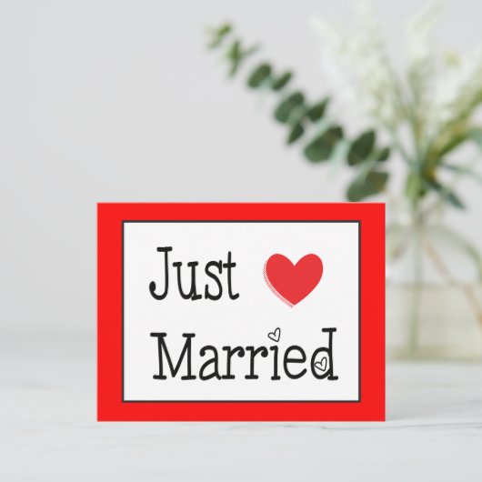 たった今結婚しました結婚赤いハート発表 案内ポストカード (スタンド正面)