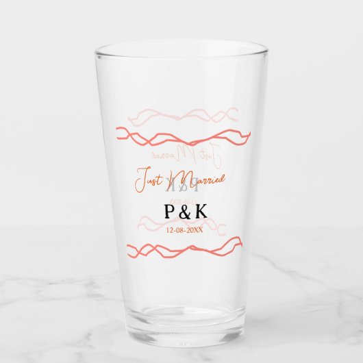 たった今結婚しました追加カップル名の日付赤vintagborder タンブラーグラス (正面)