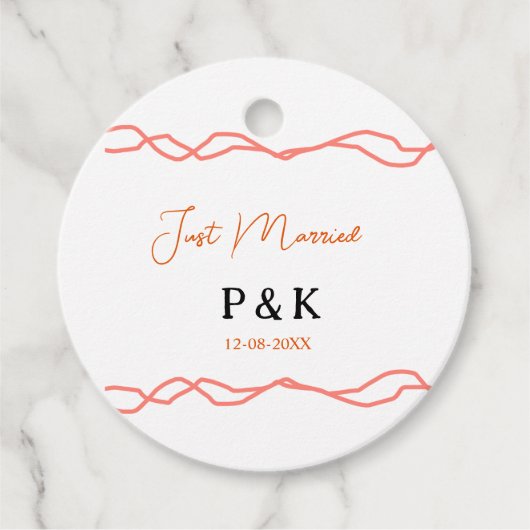 たった今結婚しました追加カップル名の日付赤vintagborder フェイバータグ (正面)