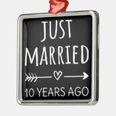 たった今結婚しました10年前 メタルオーナメント (左)