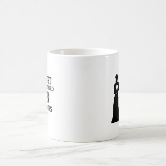 たった今結婚しました18年前18周年記念カップル コーヒーマグカップ (中央)