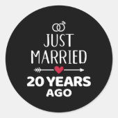 たった今結婚しました20年前20結婚周年 ラウンドシール (正面)