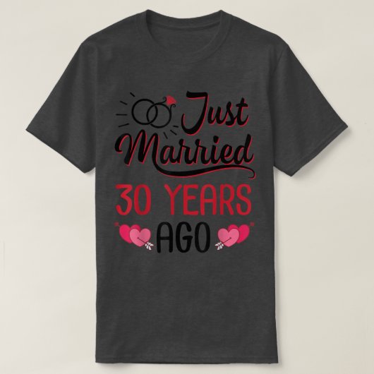 たった今結婚しました30年前結婚のHusb Tシャツ (デザイン正面)