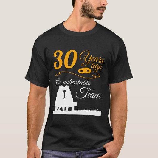 たった今結婚しました30年前30結婚周年 Tシャツ (正面)