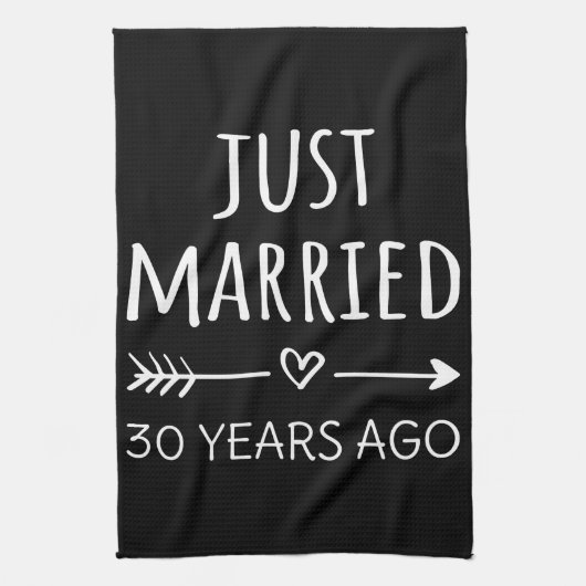 たった今結婚しました30年前 キッチンタオル (縦)