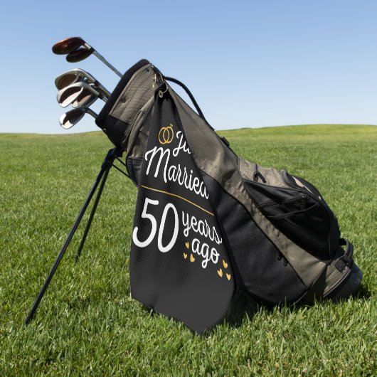 たった今結婚しました50年前II ゴルフタオル (グリーン)