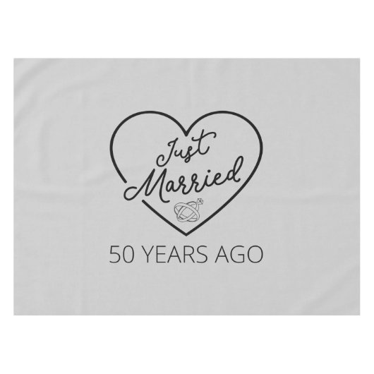 たった今結婚しました50年前III テーブルクロス (正面(横))