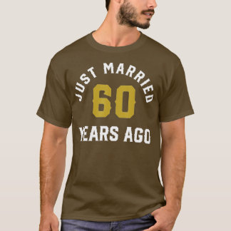 たった今結婚しました60年前の夫婦 Tシャツ