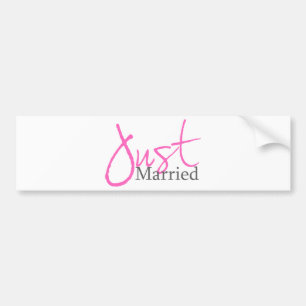 たった今結婚しました(ピンクの原稿) バンパーステッカー