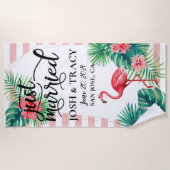 たった今結婚しました、ミスター&ミセス、ハネムーン、名前をカスタムする ビーチタオル (正面)