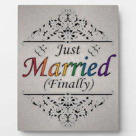 たった今結婚しました（最終的に）ゲイプライドデザイン フォトプラーク