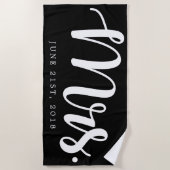 たった今結婚しました |結婚のハネムーン ビーチタオル (正面)