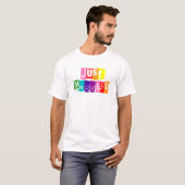 たった今結婚しましたLGBT LGBTQレインボーフラグタイポグラフィ Tシャツ (正面フル)