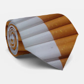 たばこの喫煙者と非喫煙者がネクタイを結ぶ ネクタイ (ロール)