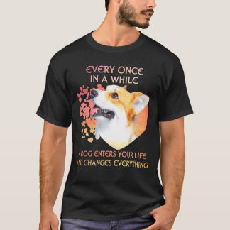 たまに犬が入ってくると井戸が壊れる Tシャツ