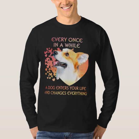 たまに犬が入ってくると井戸が壊れる Tシャツ (正面)