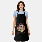 たまに犬が入ってくる エプロン (着用した状態)