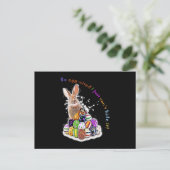 だから卵を引いただけで隠せない！ ポストカード (スタンド正面)