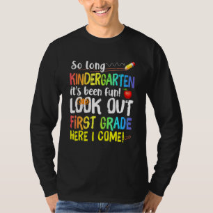 だから長い幼稚園1年生ここで私はCom Tシャツ