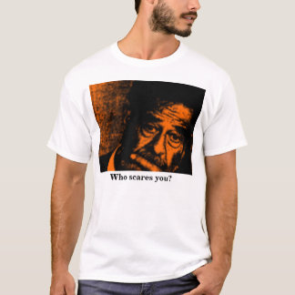 だれがおびえさせますか。 Tシャツ