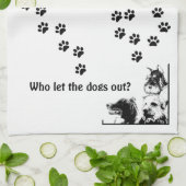 だれが犬を放ちましたか。 キッチンタオル (折り畳み)