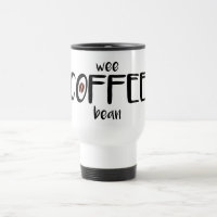 ちっぽけなコーヒー(1粒の)豆-白い旅行または通勤者のコップ