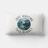 ちょうどこの惑星を訪れる ランバークッション (裏面)