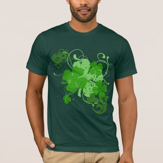 ちょうどシャムロックのSt patricks dayのTシャツ Tシャツ (正面)